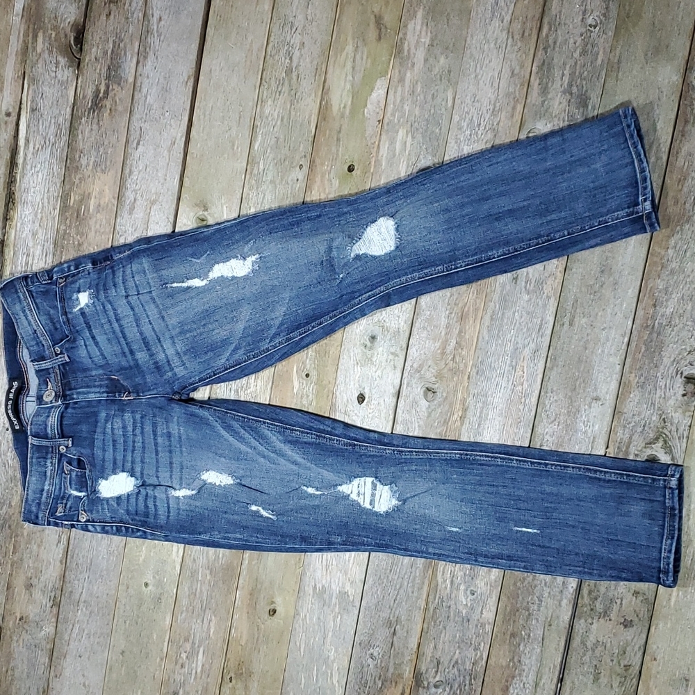 NWOT Express distressed cropped Legging Mia-Mid Rise jeans 👖 denim W-389